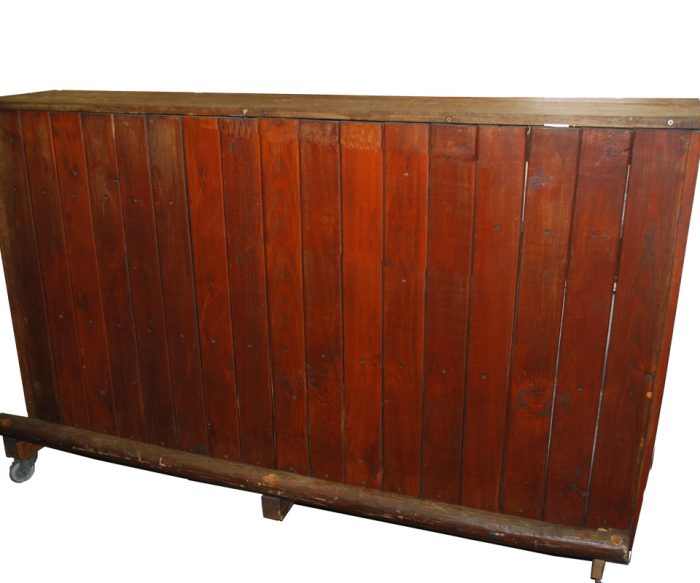 saloon_bar